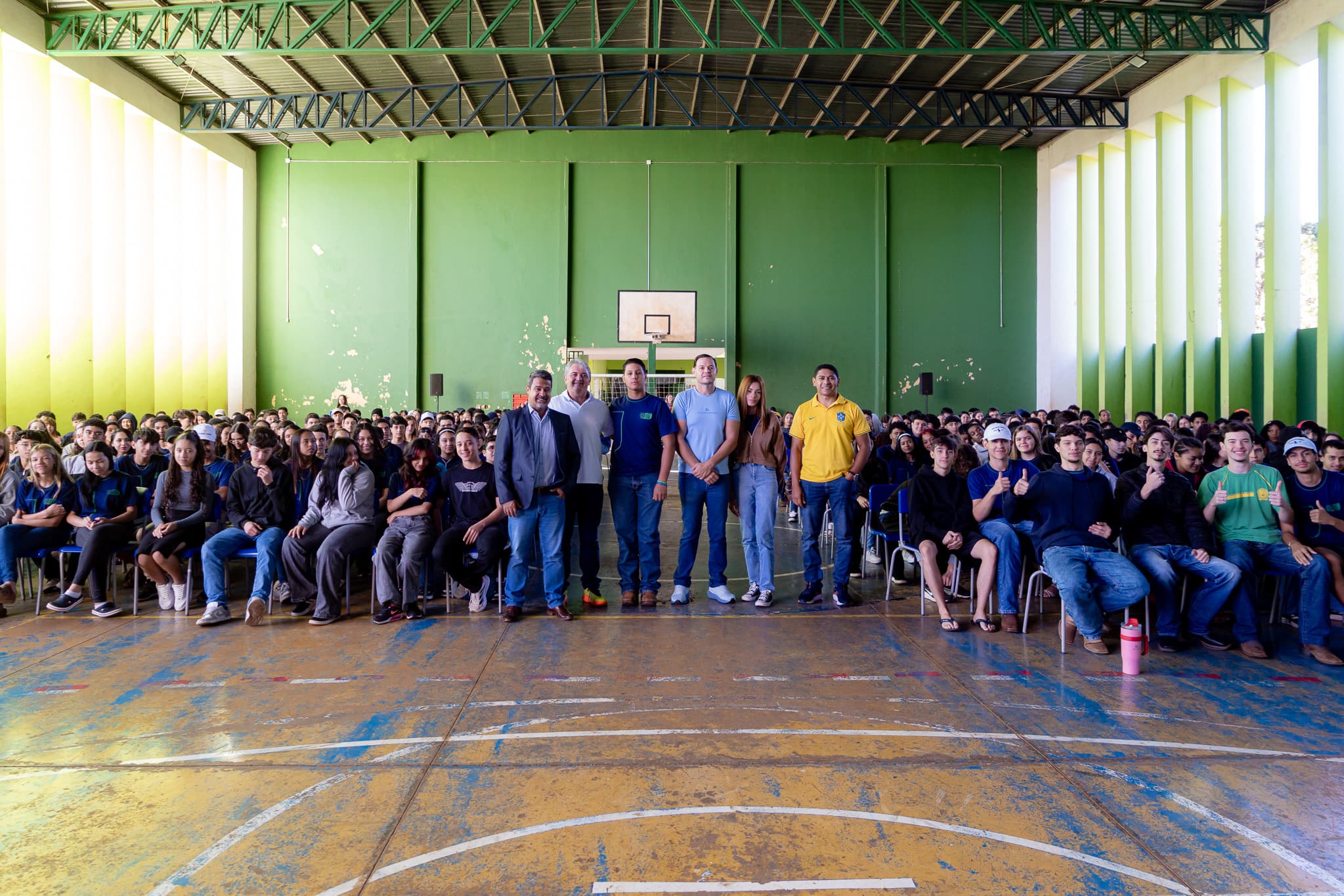 Projeto Câmara Vai à Escola elege representantes na Escola Estadual Jorge Amado